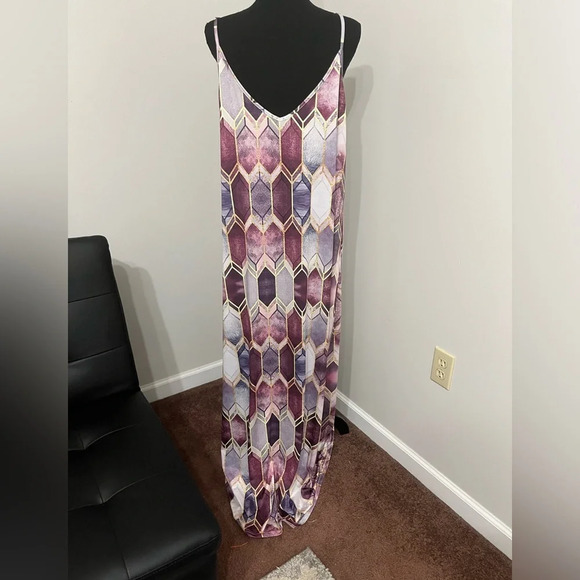 Geometric Multicolor Maxi Dress, XXL sleeveless - Picture 2 of 6